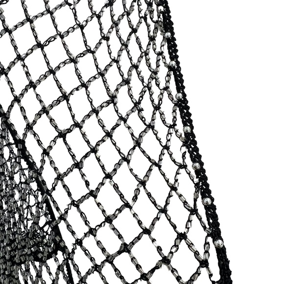 VINTAGE BLACK BEADED CROCHETED SHAWL WRAP W SILVER BEADS & SCALLOPED EDGES - Picture 4 of 16